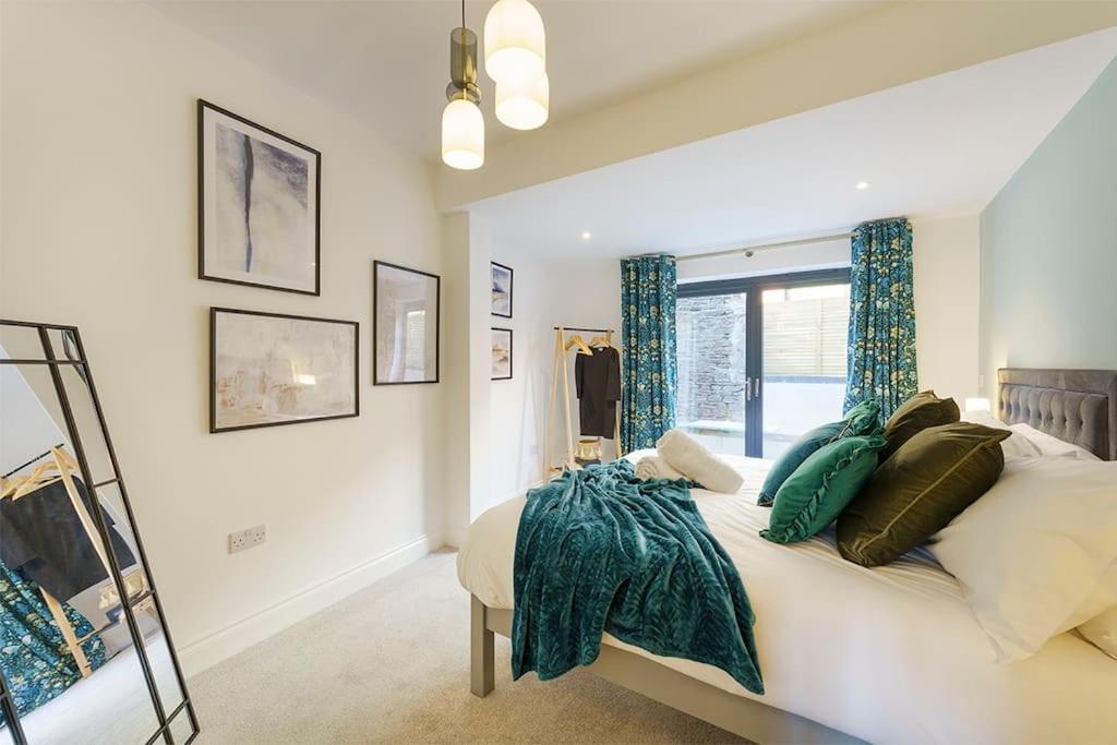 Bressingham - 2 Bedroom Luxury Apartment By Mint Stays Bristol Esterno foto